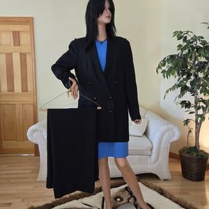 Episode Vintage Woman's Black Pantsuit, Size 12